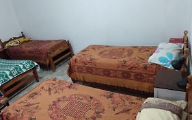 Hostal El Farolito